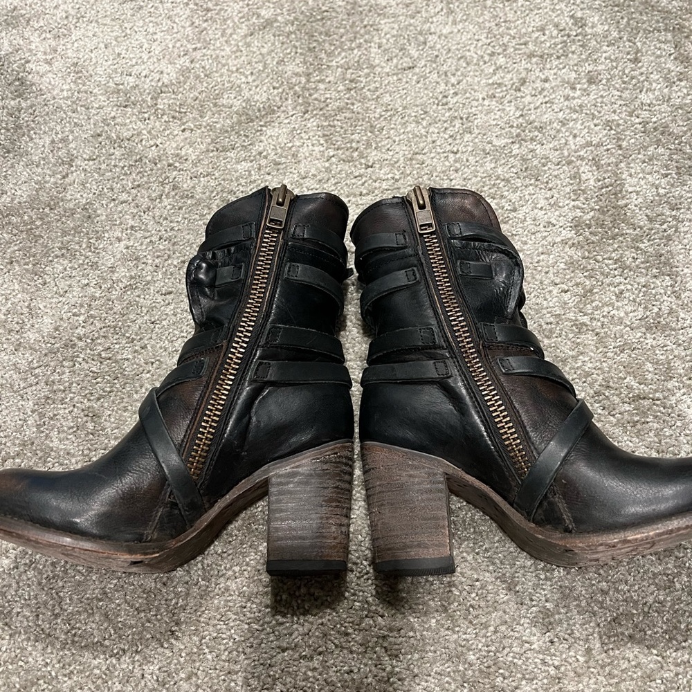 Freebird by Steven Baker Size 6 - Picture 9 of 9